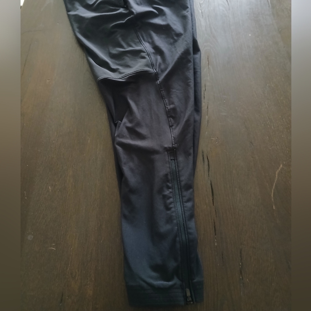Under Armour Men's Black Jogger Pants Xl - Picture 7 of 9